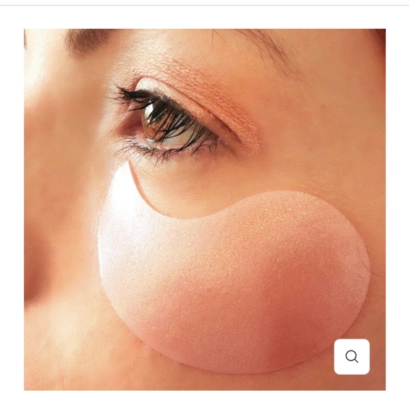 5 Soon Korean Skin Care POMEGRANATE HYDROGEL EYE PATCHES - Picture 2 of 10